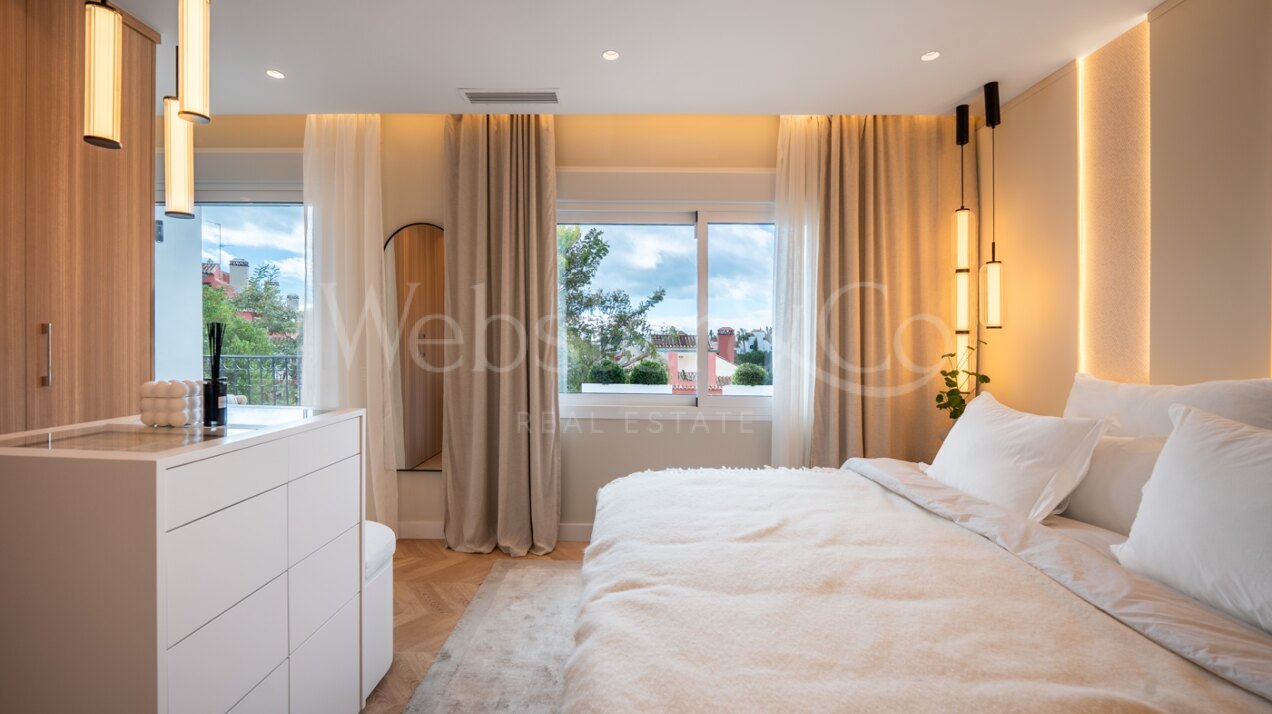 Casa Marisal - Luxury Townhouse in Marbella