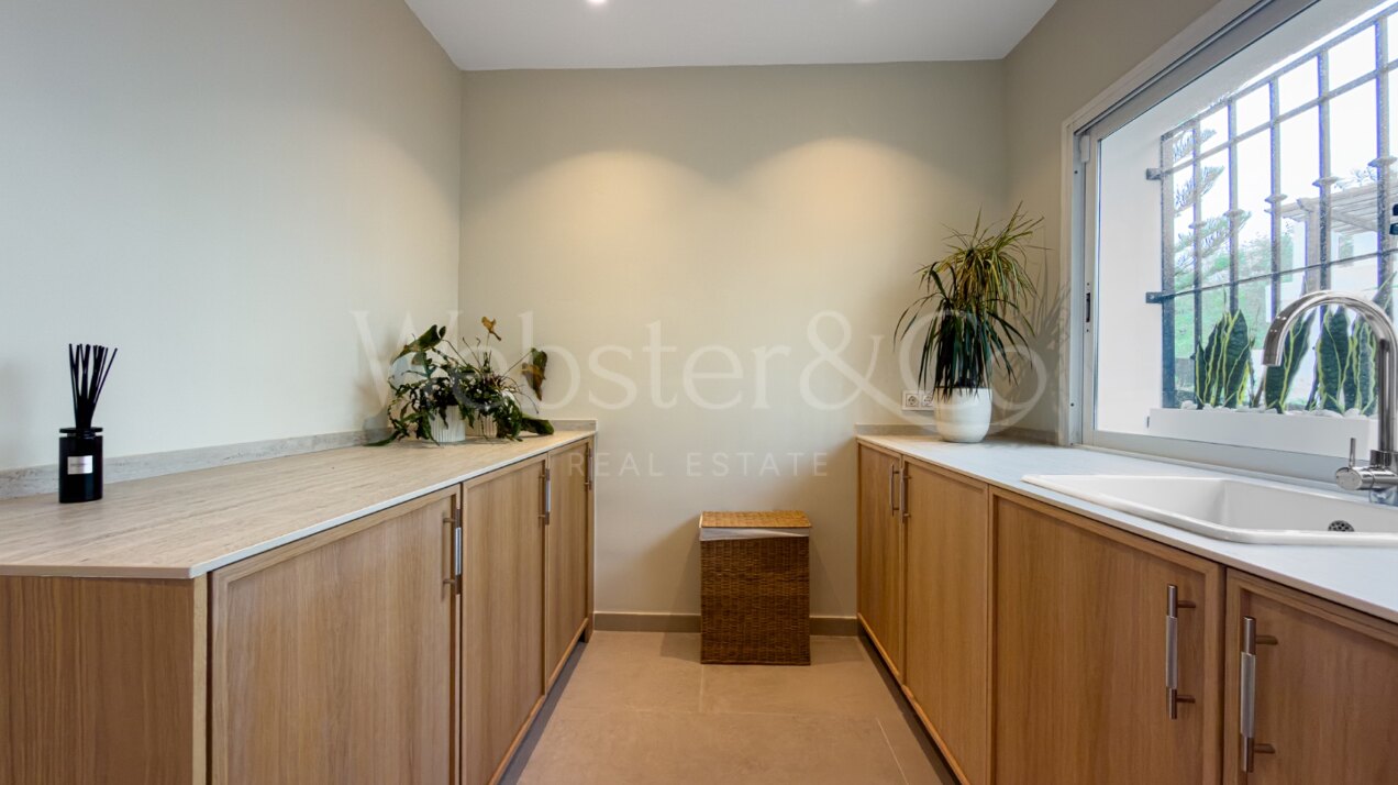 Casa Marisal - Luxury Townhouse in Marbella