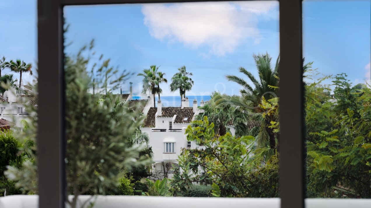 Casa Marisal - Luxury Townhouse in Marbella