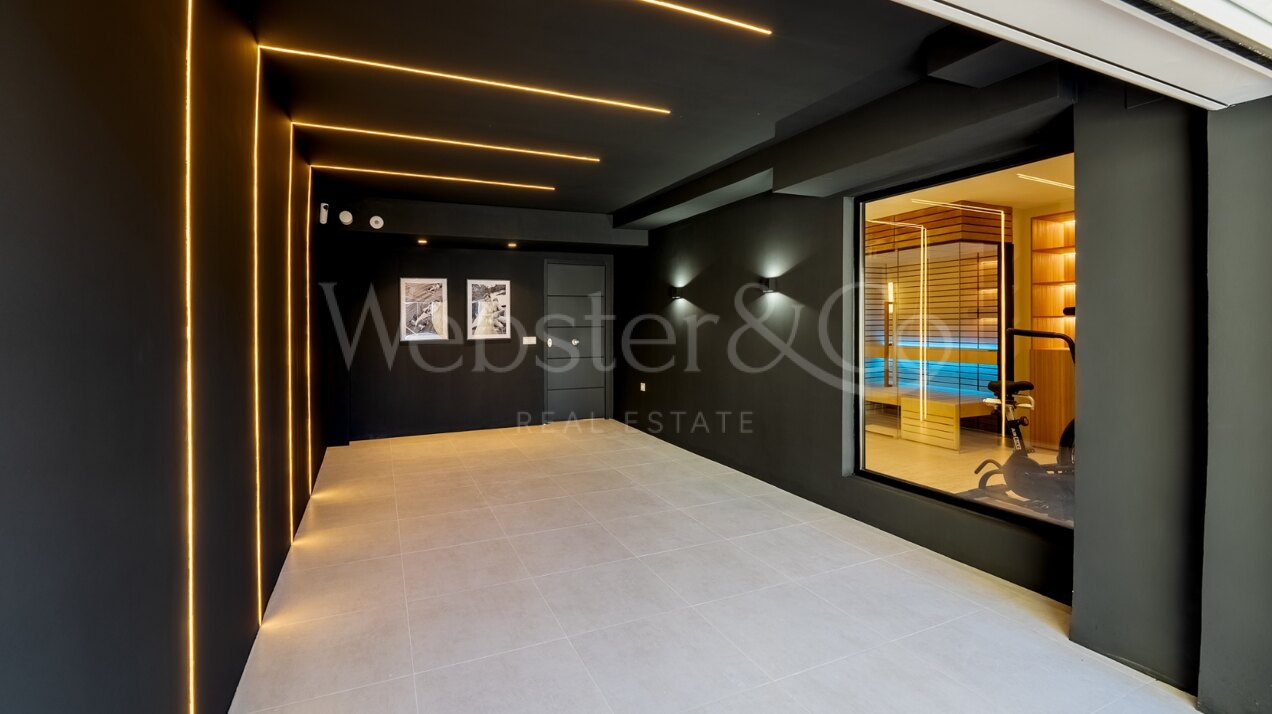 Casa Marisal - Luxury Townhouse in Marbella