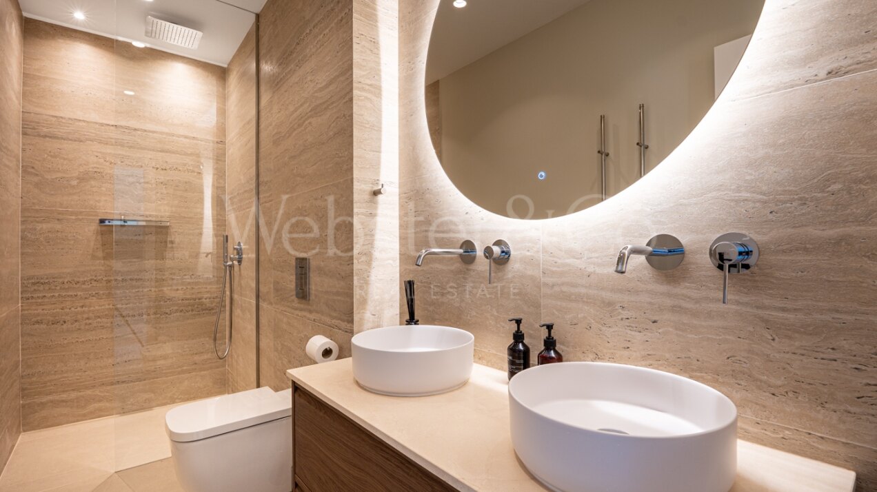 Casa Marisal - Luxury Townhouse in Marbella