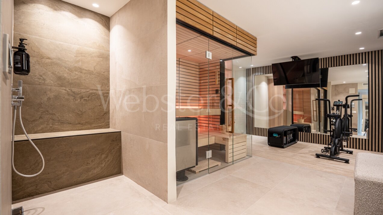 Casa Marisal - Luxury Townhouse in Marbella