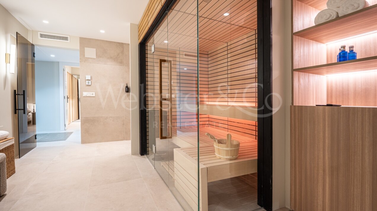 Casa Marisal - Luxury Townhouse in Marbella