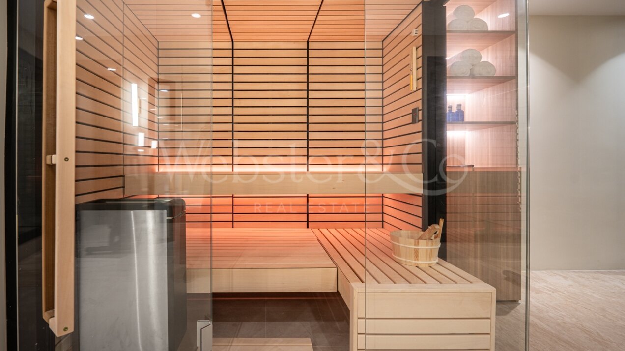 Casa Marisal - Luxury Townhouse in Marbella