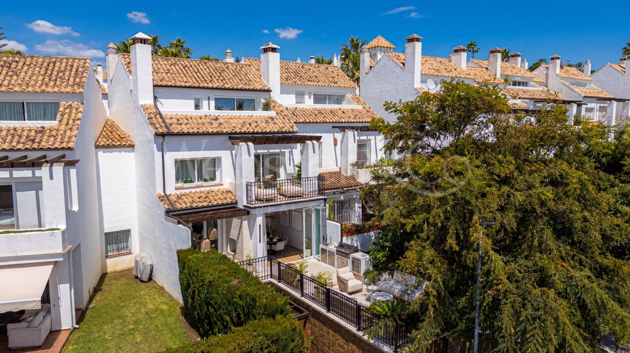 Casa Marisal - Luxury Townhouse in Marbella