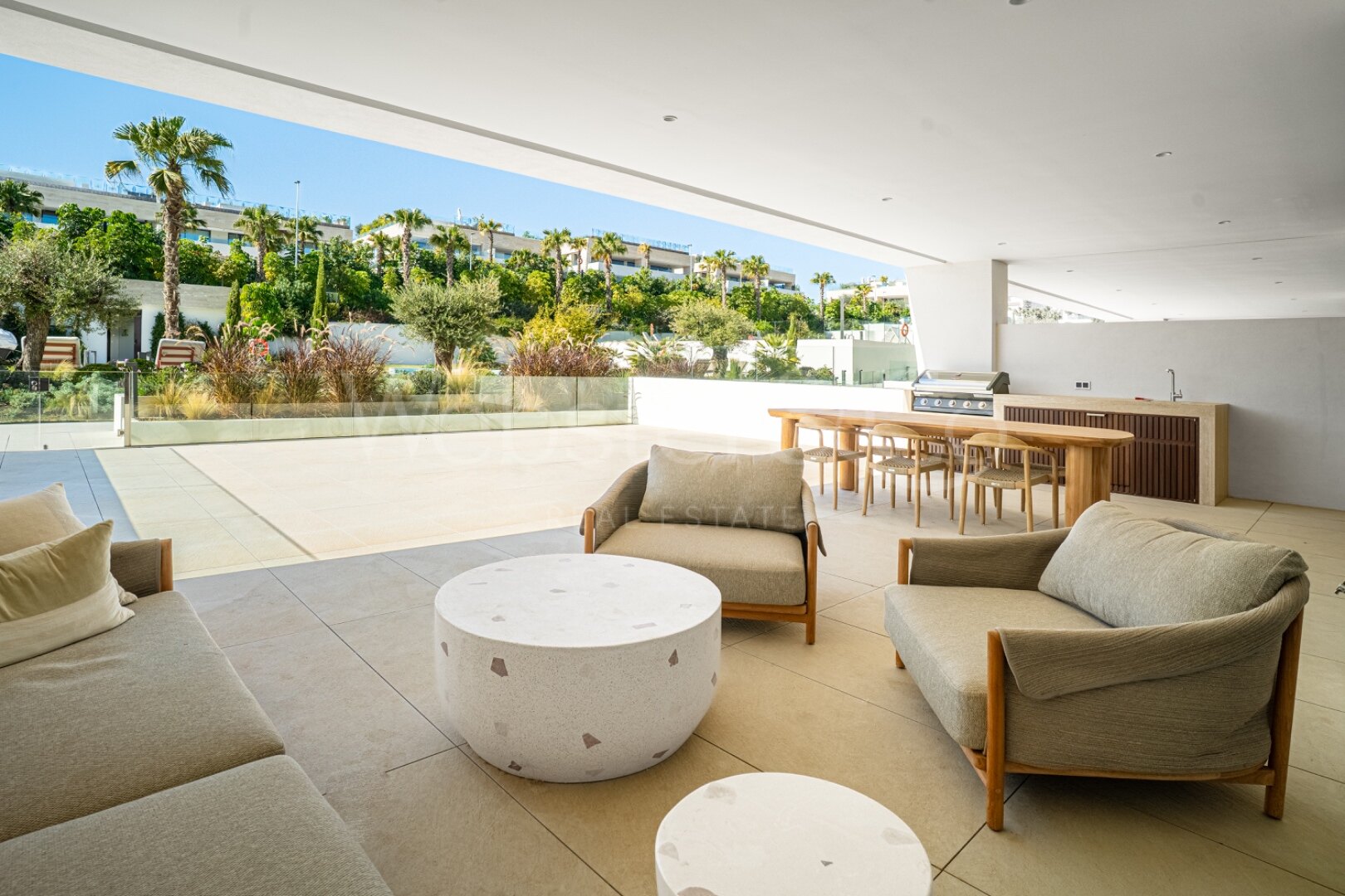 Apartment Epic II - Luxurious Home, Golden Mile