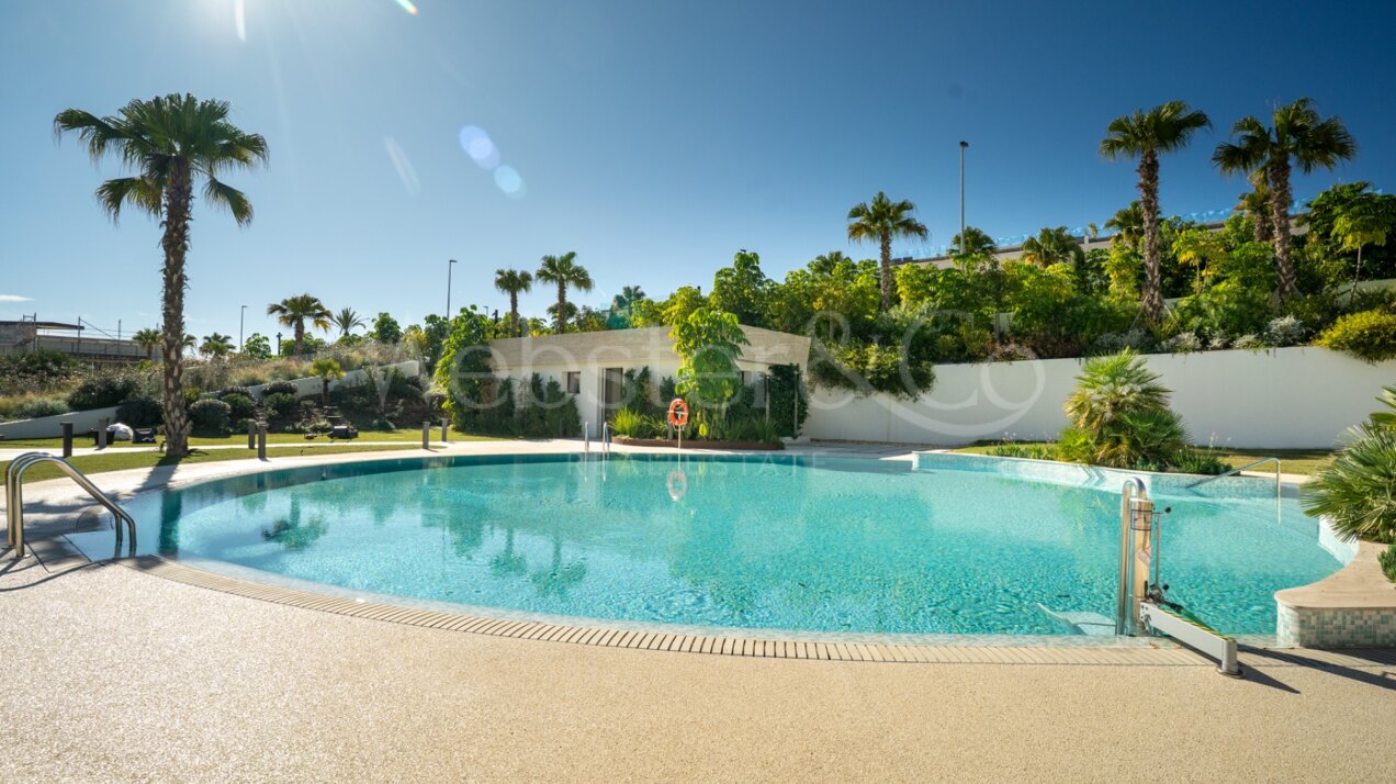 Apartment Epic II - Luxurious Home, Golden Mile