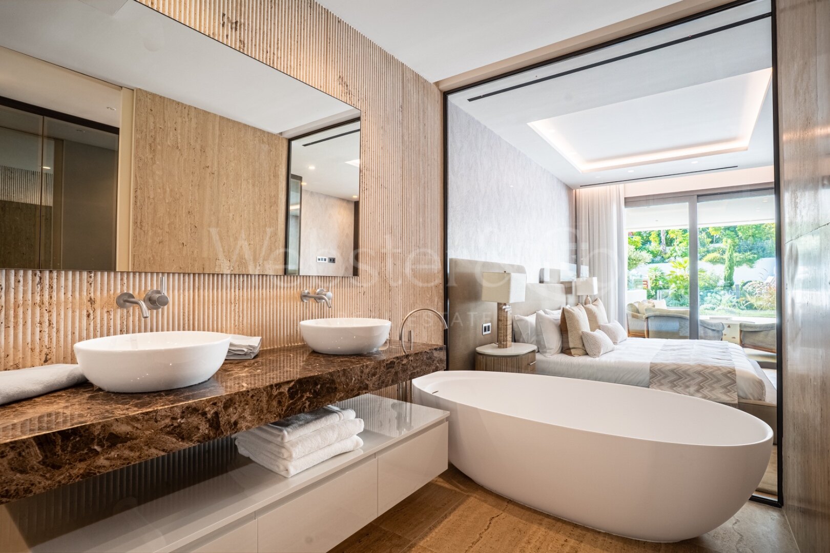 Apartment Epic II - Luxurious Home, Golden Mile