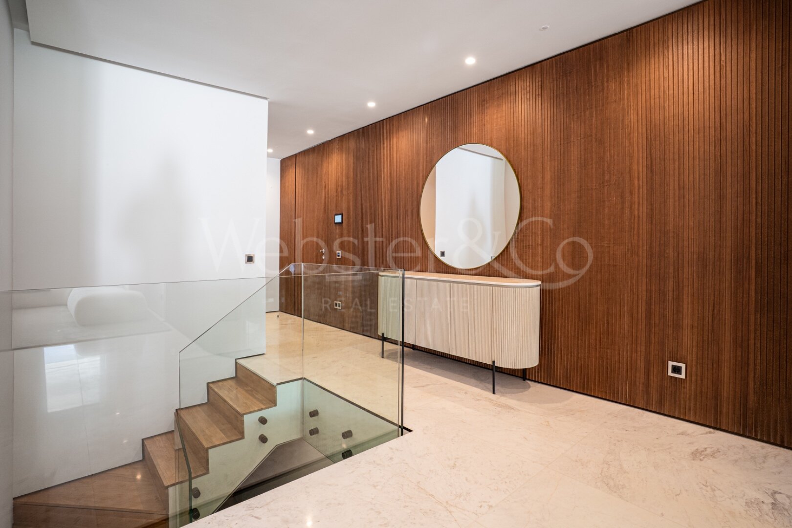 Apartment Epic II - Luxurious Home, Golden Mile