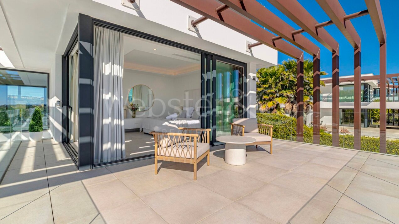 Villa Martinica - Luxury Retreat in El Paraiso