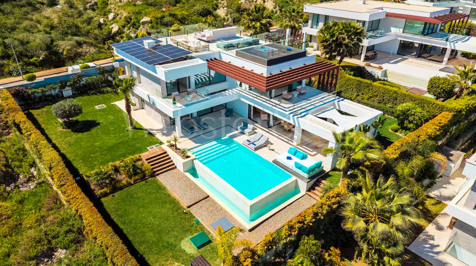 Villa Martinica - Luxury Retreat in El Paraiso