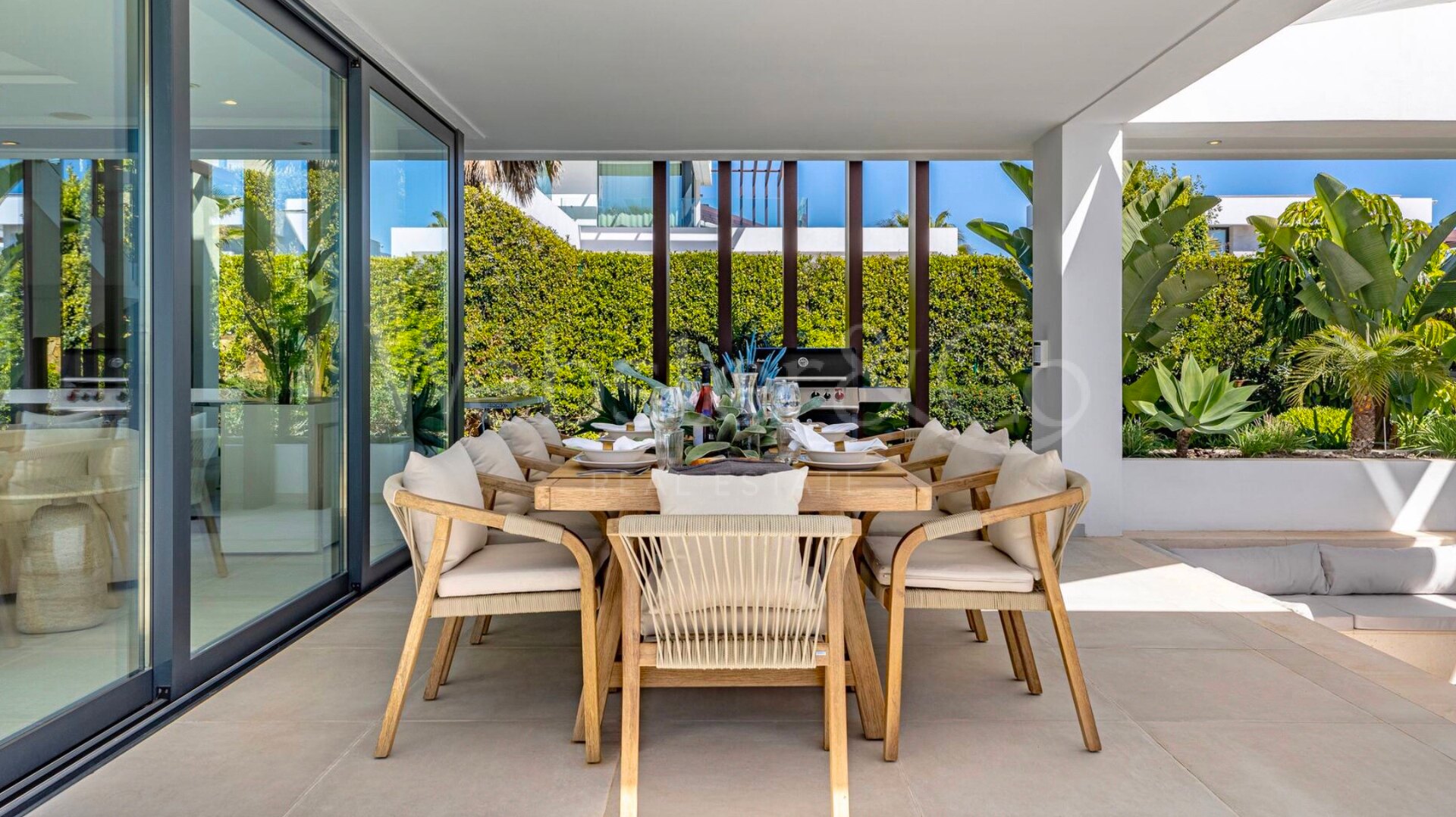 Villa Martinica - Luxury Retreat in El Paraiso