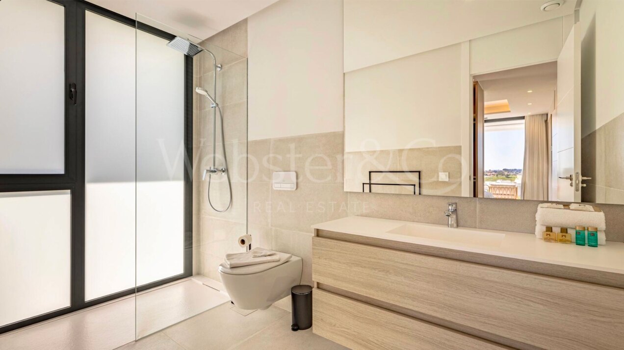 Villa Martinica - Luxury Retreat in El Paraiso