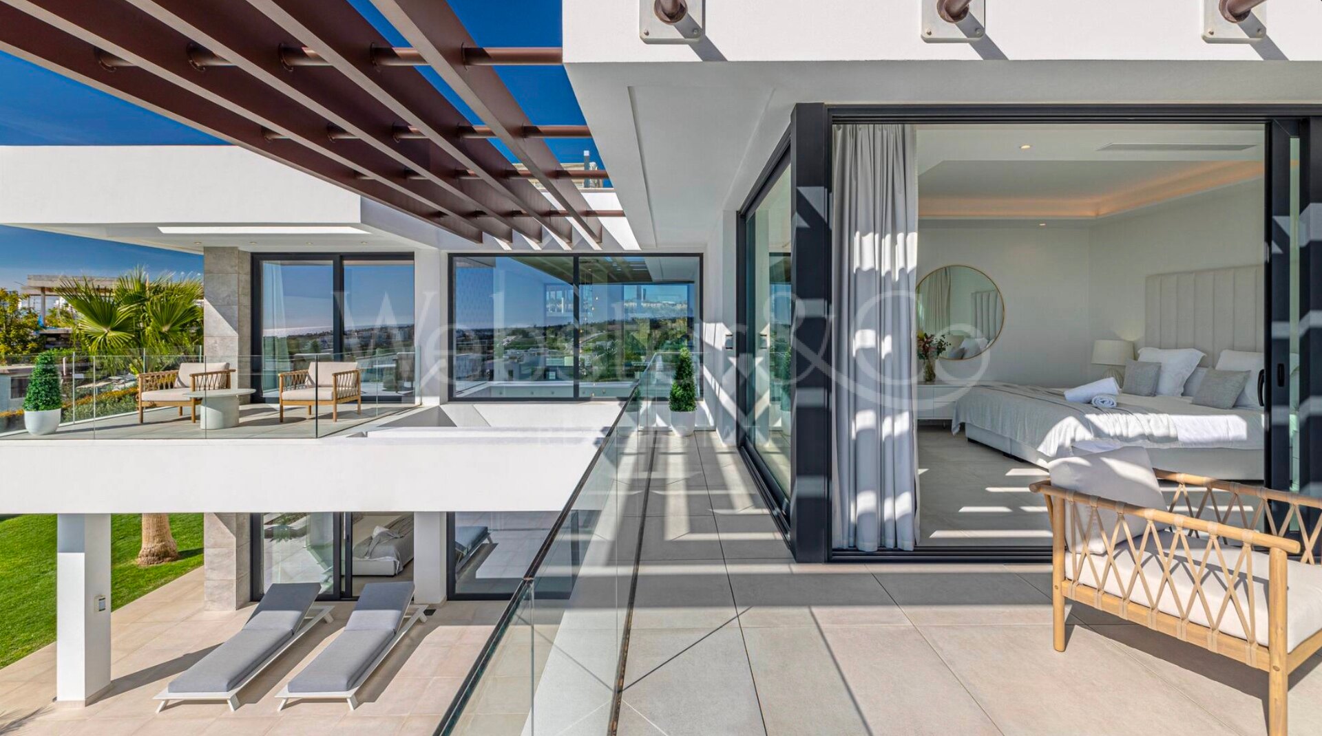 Villa Martinica - Luxury Retreat in El Paraiso