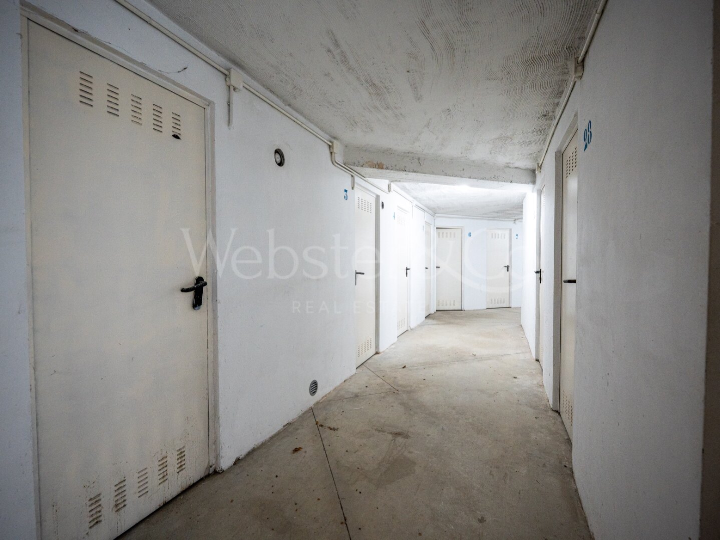 Townhouse Alba - Renovated Luxury on The Golden Mile