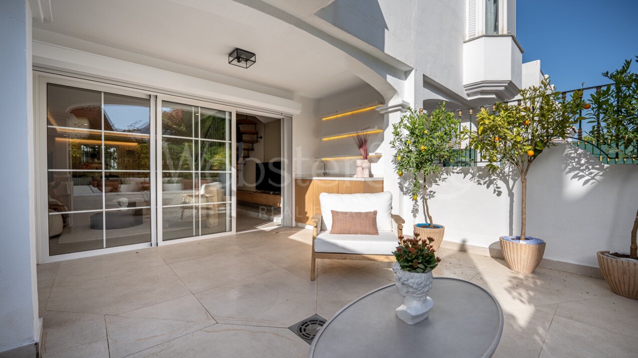 Townhouse Alba – Lujo Renovado en la Milla de Oro