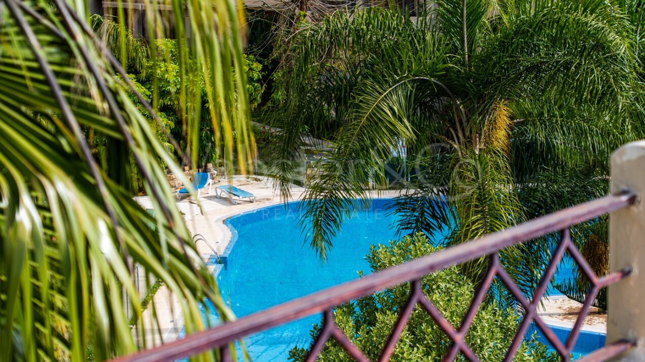 Penthouse Bel Air – Huge Opportunity - Los Flamingos