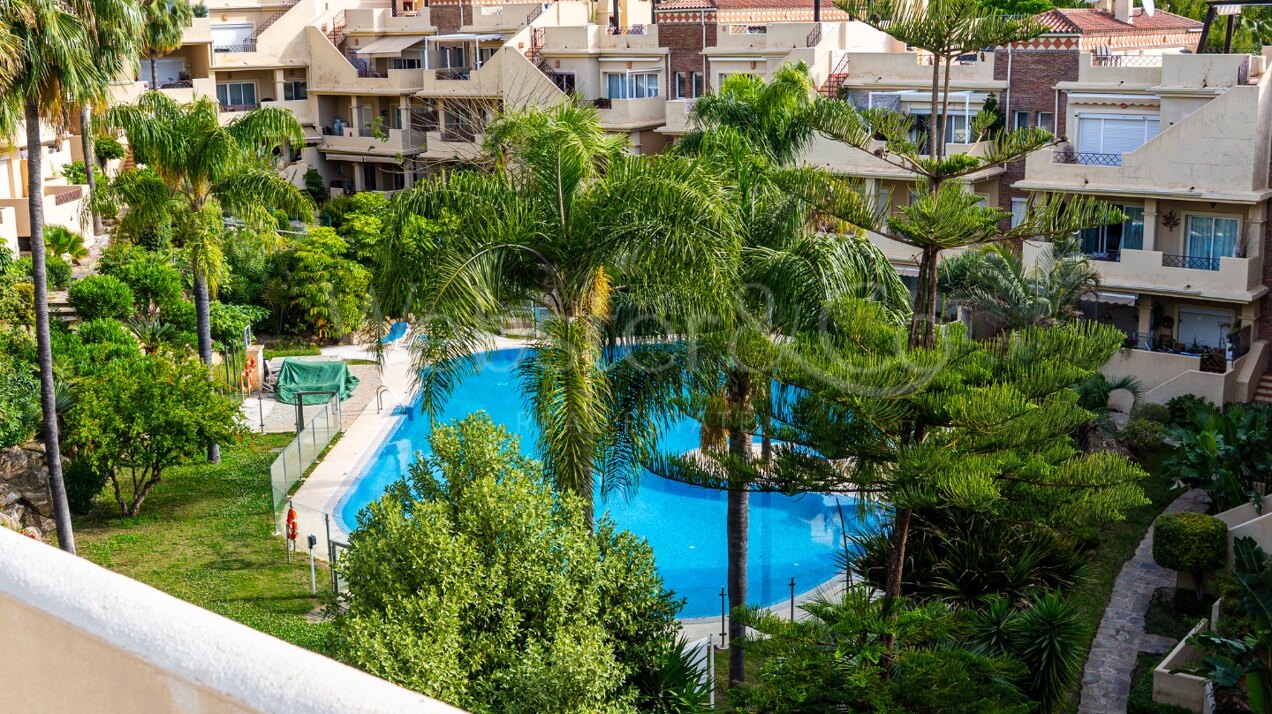 Penthouse Bel Air – Huge Opportunity - Los Flamingos