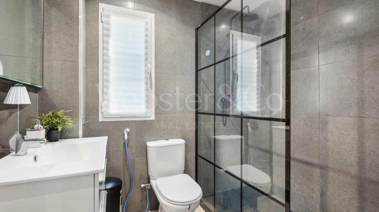 Penthouse Bel Air – Huge Opportunity - Los Flamingos