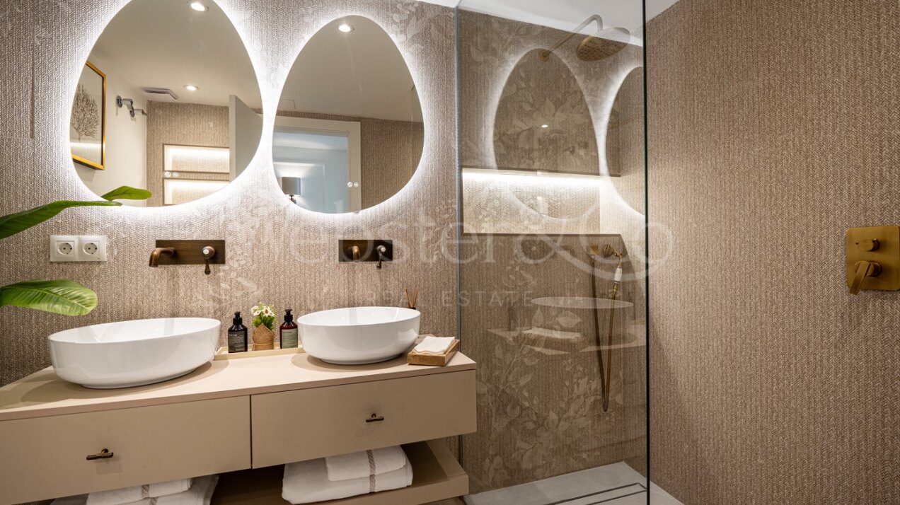 Townhouse Chelsea - Exquisite Home in Nueva Andalucia