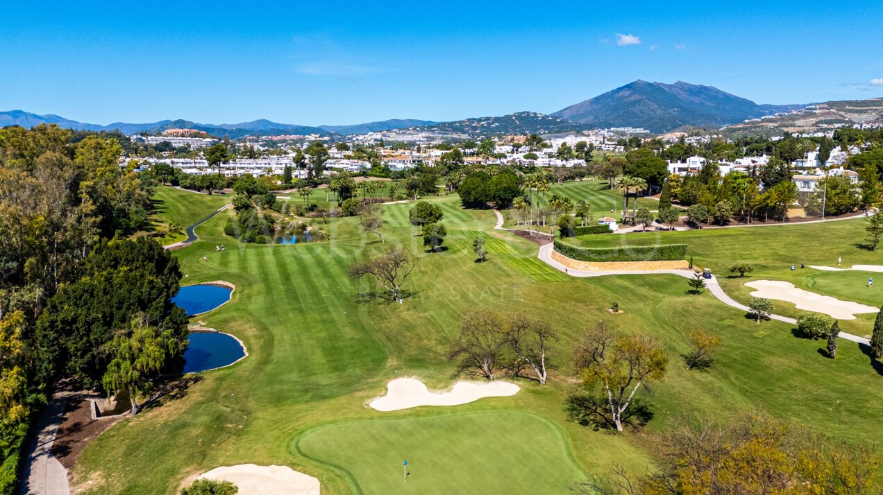 Townhouse Chelsea - Exquisite Home in Nueva Andalucia