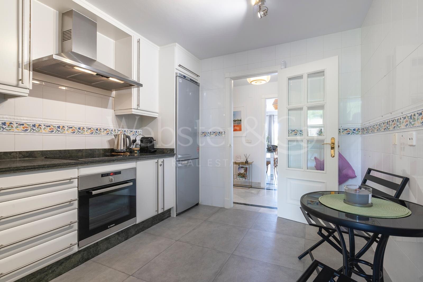 Apartment Belle - Elegancia Costera, Nueva Andalucía