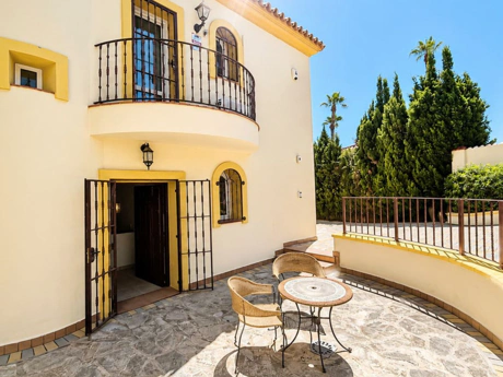 Frontline Golf Villa with Panoramic Sea Views