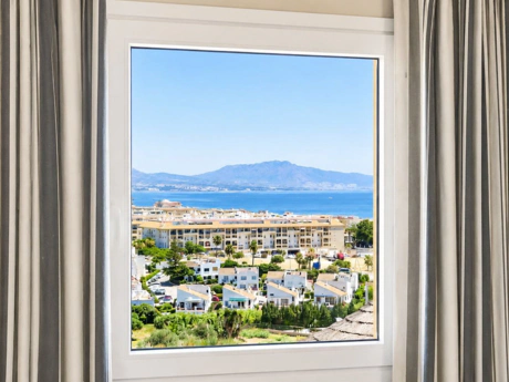 Frontline Golf Villa with Panoramic Sea Views