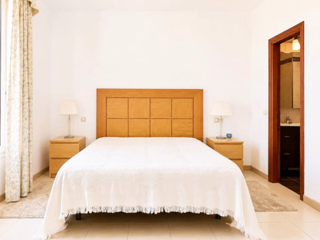 Frontline Golf Villa with Panoramic Sea Views
