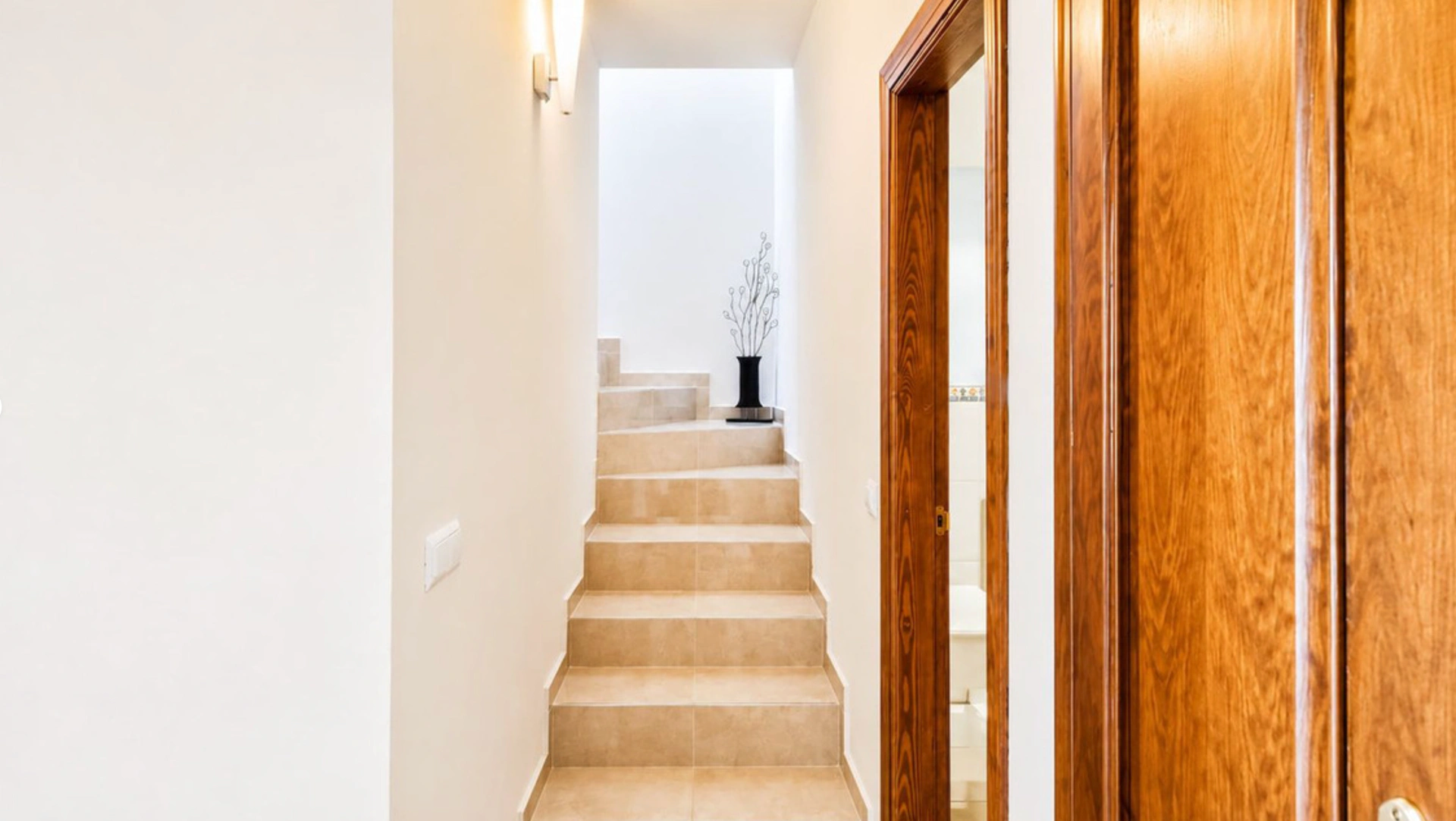 Villa for sale in La Duquesa, Manilva