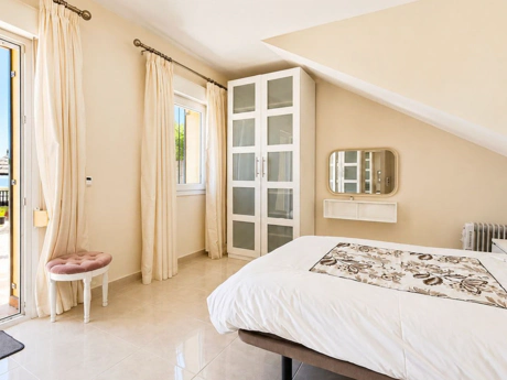 Frontline Golf Villa with Panoramic Sea Views