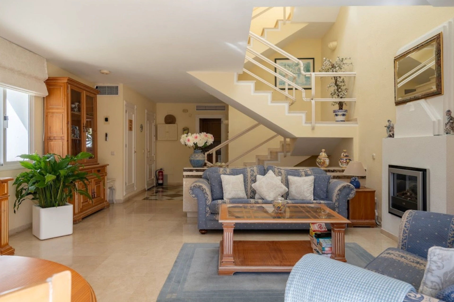 Town House for sale in Beach Side New Golden Mile, Estepona East