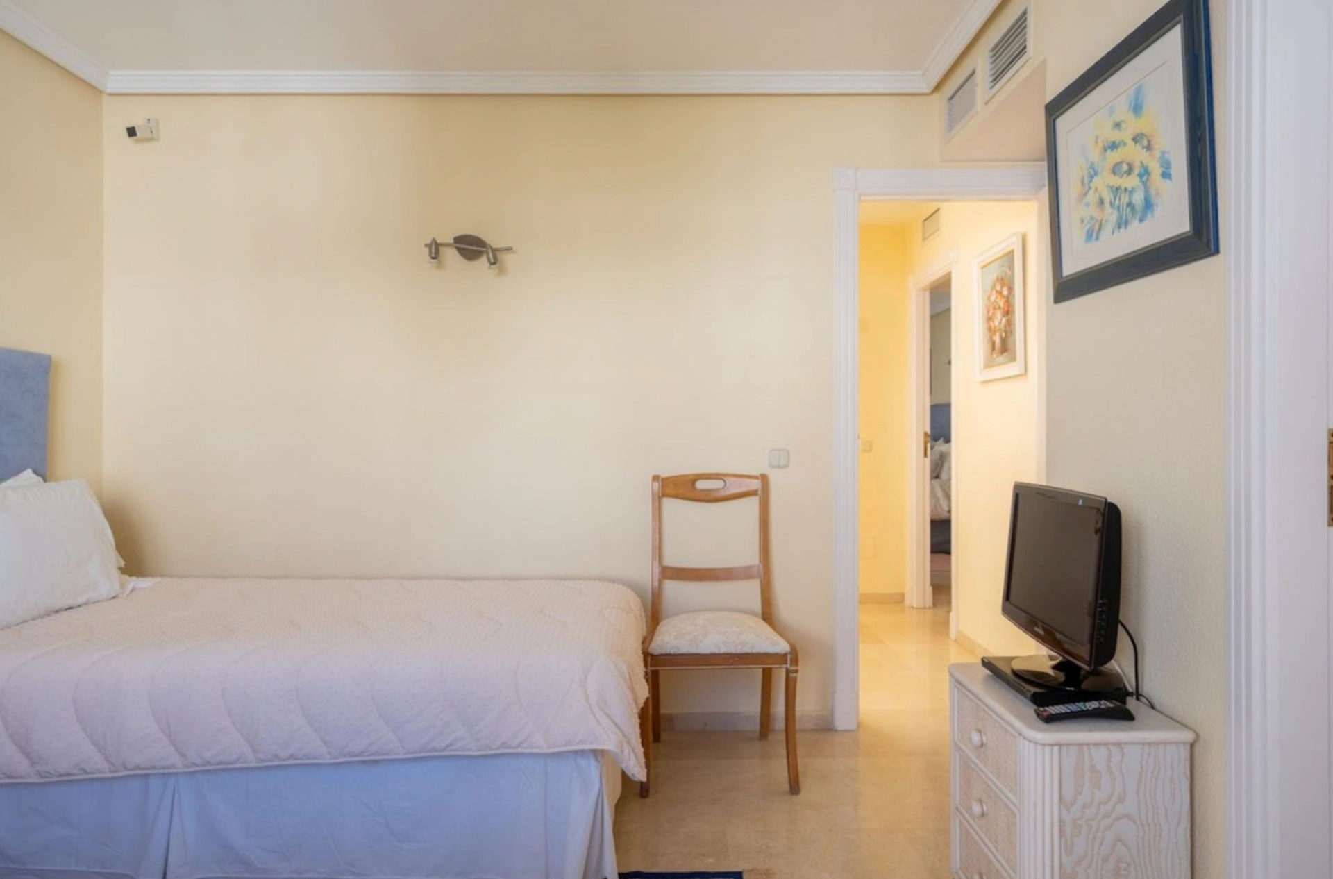 Town House for sale in Beach Side New Golden Mile, Estepona East
