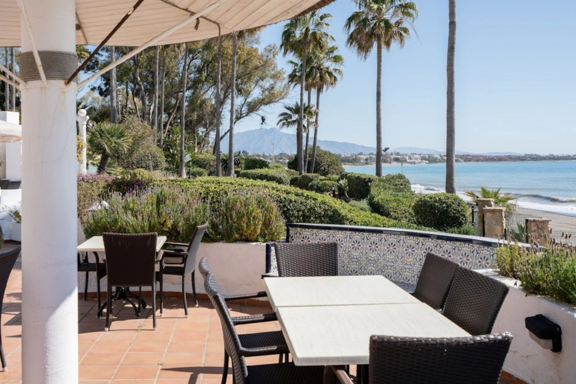 Town House for sale in Beach Side New Golden Mile, Estepona East
