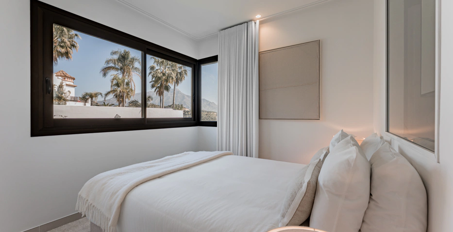 Impresionante Ático Dúplex con Piscina Privada y Vistas Espectaculares – La Quinta, Benahavís