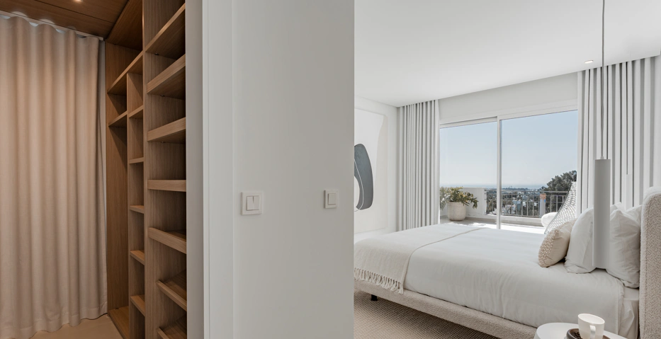Impresionante Ático Dúplex con Piscina Privada y Vistas Espectaculares – La Quinta, Benahavís