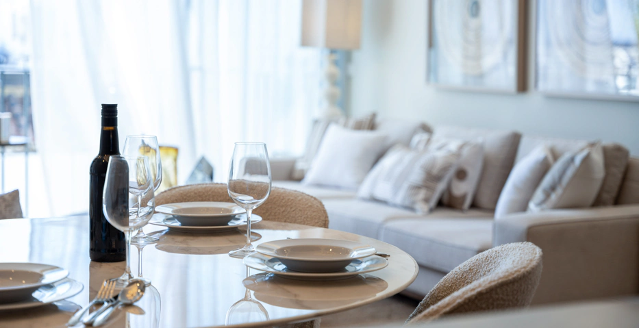 Elegancia en Primera Línea de Puerto Banús