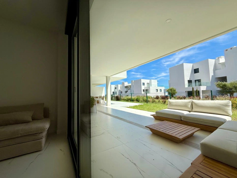 Descubra la casa de sus sueños: Lujoso apartamento a estrenar en Casares Costa