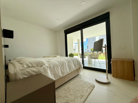 Descubra la casa de sus sueños: Lujoso apartamento a estrenar en Casares Costa