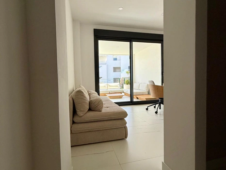 Descubra la casa de sus sueños: Lujoso apartamento a estrenar en Casares Costa