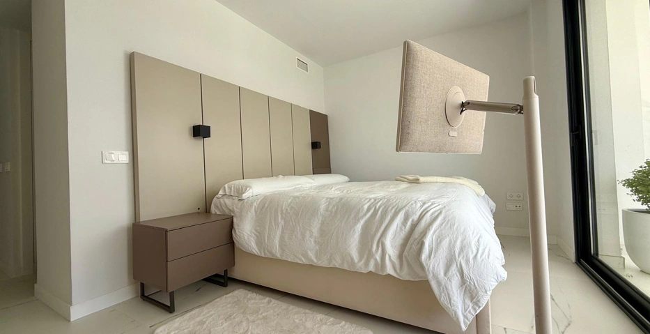 Descubra la casa de sus sueños: Lujoso apartamento a estrenar en Casares Costa