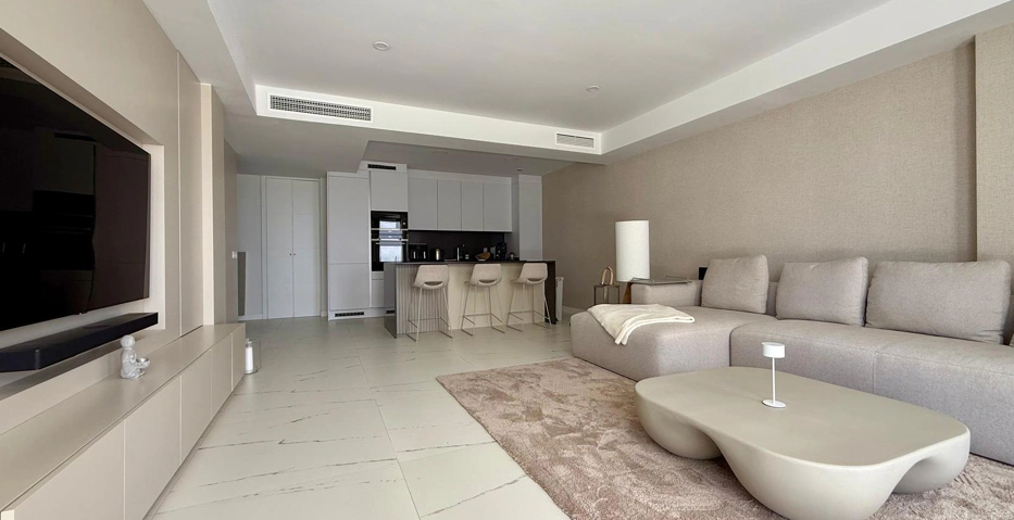 Descubra la casa de sus sueños: Lujoso apartamento a estrenar en Casares Costa