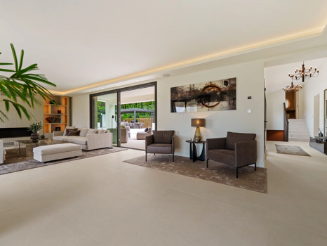 Tu Oasis Privado de Lujo Escandinavo en Las Brisas