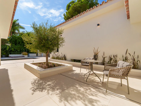 Tu Oasis Privado de Lujo Escandinavo en Las Brisas