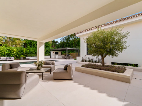 Tu Oasis Privado de Lujo Escandinavo en Las Brisas