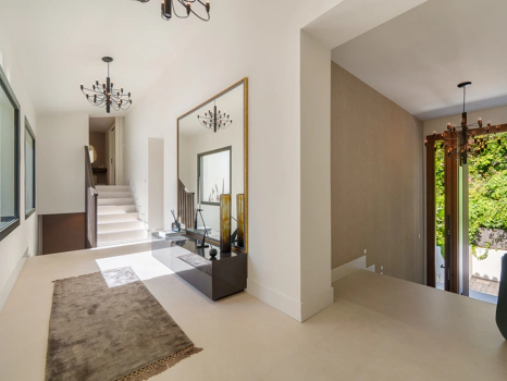 Tu Oasis Privado de Lujo Escandinavo en Las Brisas