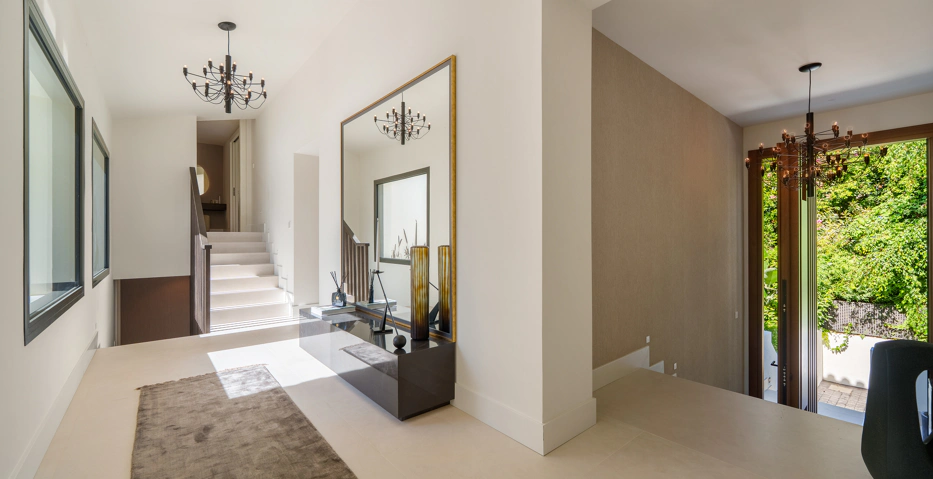 Tu Oasis Privado de Lujo Escandinavo en Las Brisas