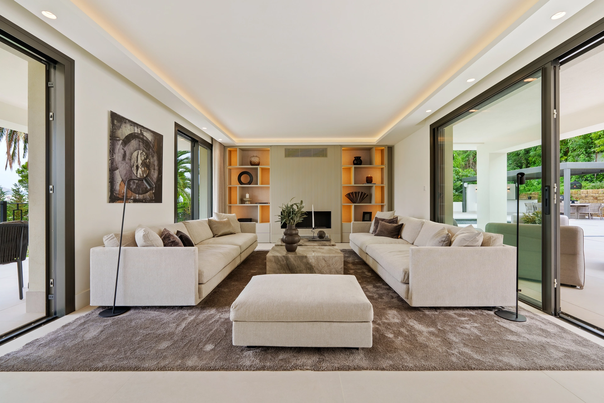 Villa en venta en Nueva Andalucia, Marbella