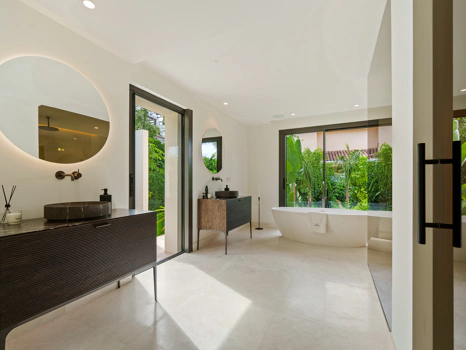 Tu Oasis Privado de Lujo Escandinavo en Las Brisas