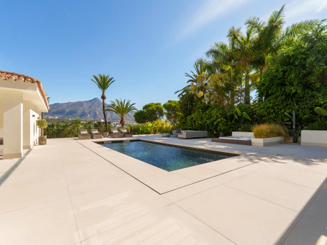 Tu Oasis Privado de Lujo Escandinavo en Las Brisas